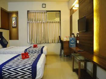 Oyo Rooms Railway Station Ankleshwar Buitenkant foto