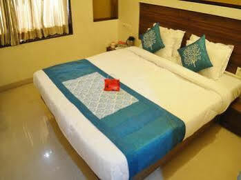Oyo Rooms Railway Station Ankleshwar Buitenkant foto