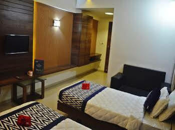 Oyo Rooms Railway Station Ankleshwar Buitenkant foto